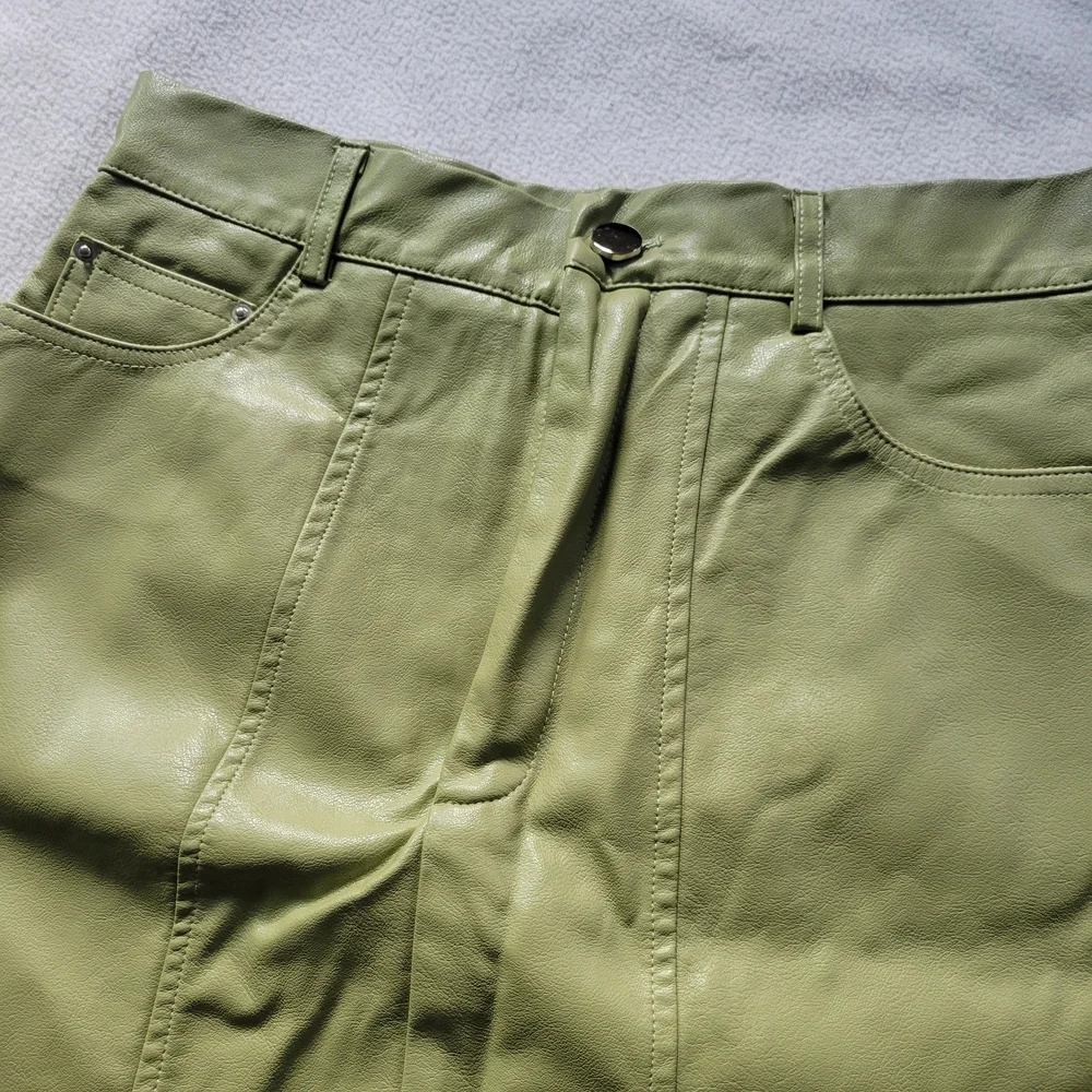 NWOT Daphnea Green Faux Leather Skirt - Picture 4 of 6
